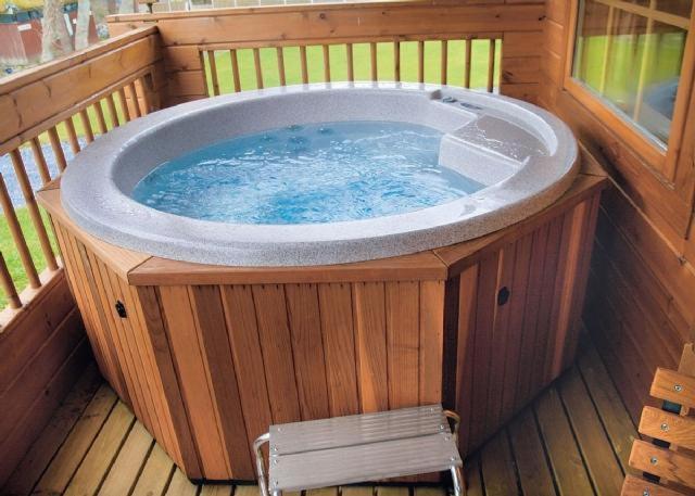 Luxury 3 Bedroom, 3 Bathroom Lodge With Hot Tub Llanbedr  Kültér fotó